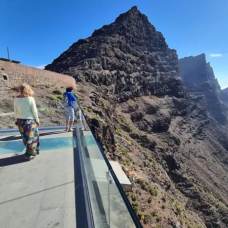 Puerto Rico Teide And Amadores View * Puerto Rico (Gran Canaria)